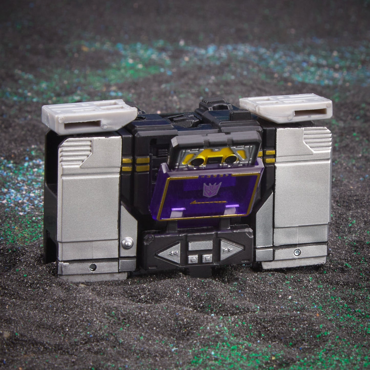 Transformers Legacy Evolution Soundblaster Core Class