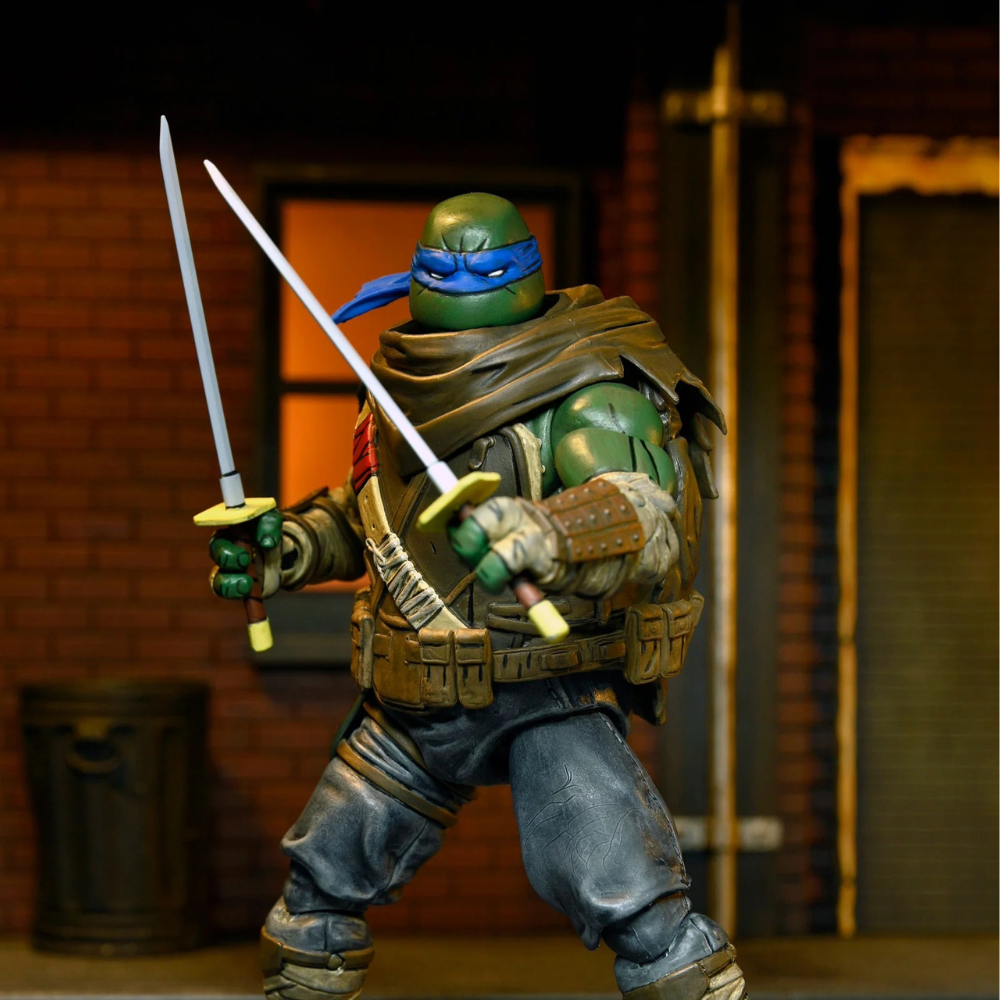 Teenage Mutant Ninja Turtles: The Last Ronin - Ultimate Leonardo Action Figure