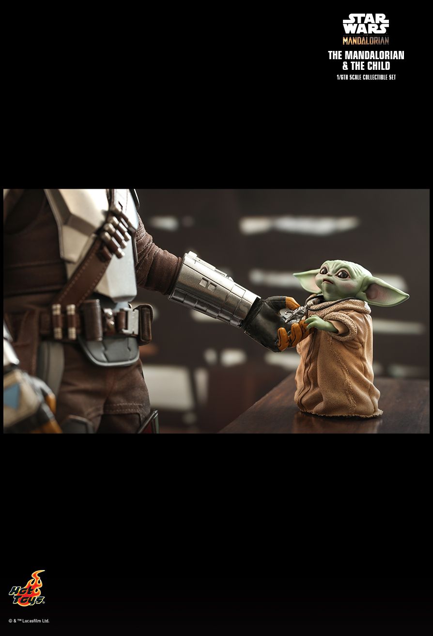 The Mandalorian and The Child - TMS014  - Collector Edition
