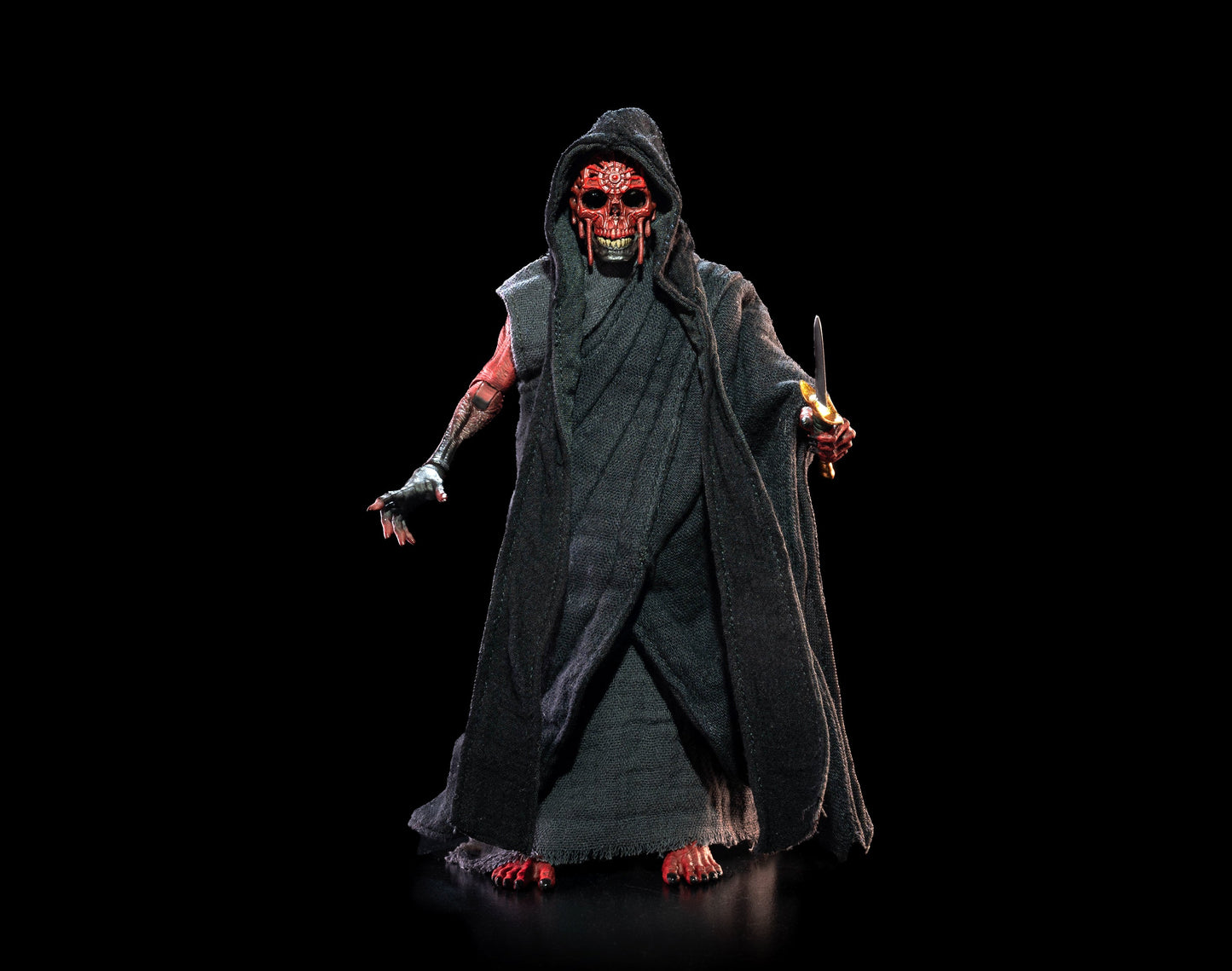 Figura Obscura: The Masque of the Red Death, Black Robes