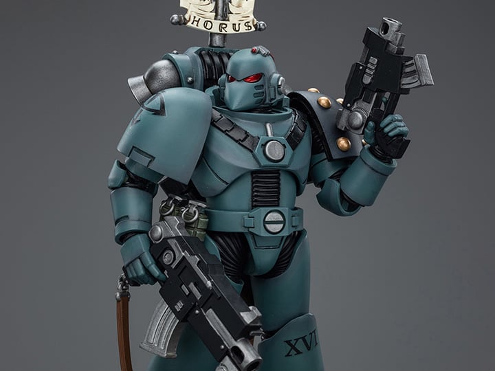 Warhammer 40K - The Horus Heresy - Sons of Horus  - MKVI Tactical Squad Legionary with Legion Vexilla