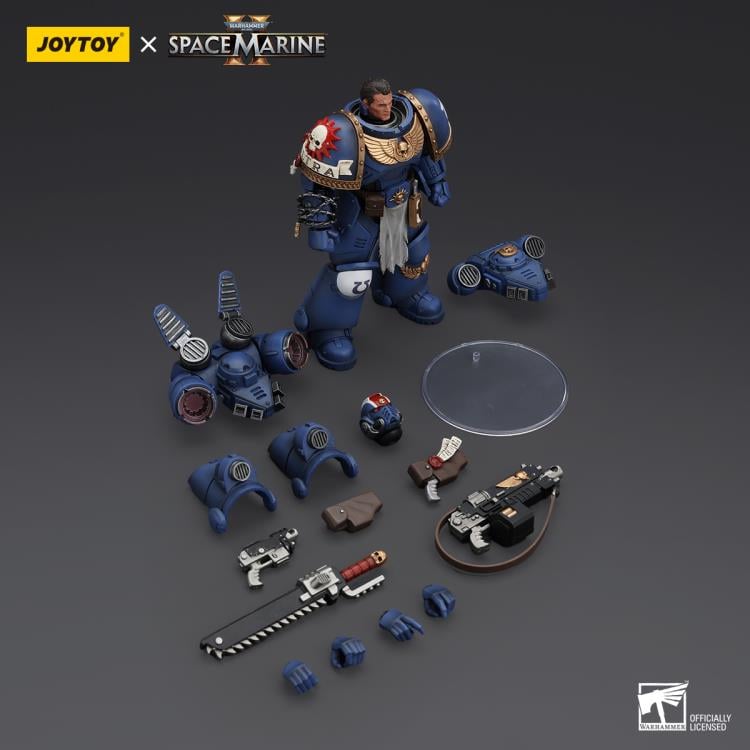 Warhammer 40K - Ultramarines - Space Marine 2 - Lieutenant Titus