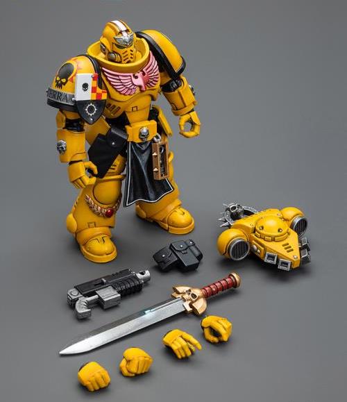 Warhammer 40k Imperial Fists Lieutenant with Power Sword