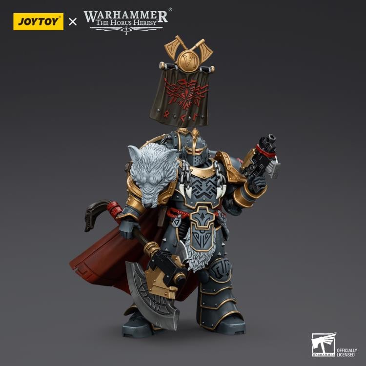 Warhammer The Horus Heresy - Space Wolves - Legion Praetor with Power Axe and Combat Shield
