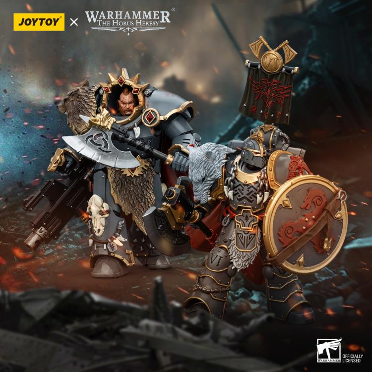 Warhammer The Horus Heresy - Space Wolves - Legion Praetor with Power Axe and Combat Shield