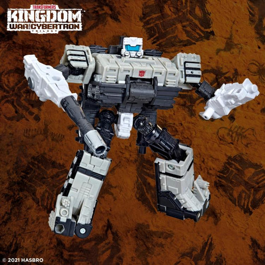 Transformers War for Cybertron: Kingdom Deluxe Slammer