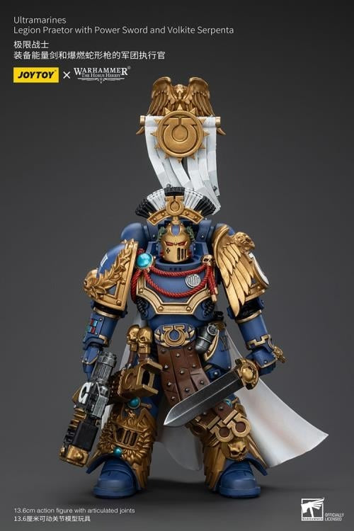 Warhammer: The Horus Heresy - Ultramarines - Legion Praetor with Power Sword and Volkite Serpenta
