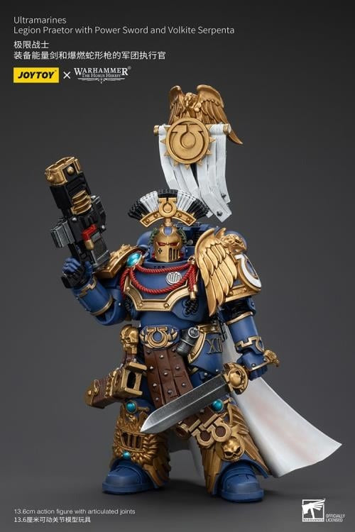 Warhammer: The Horus Heresy - Ultramarines - Legion Praetor with Power Sword and Volkite Serpenta