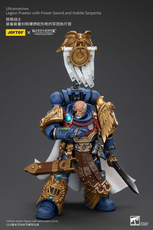 Warhammer: The Horus Heresy - Ultramarines - Legion Praetor with Power Sword and Volkite Serpenta