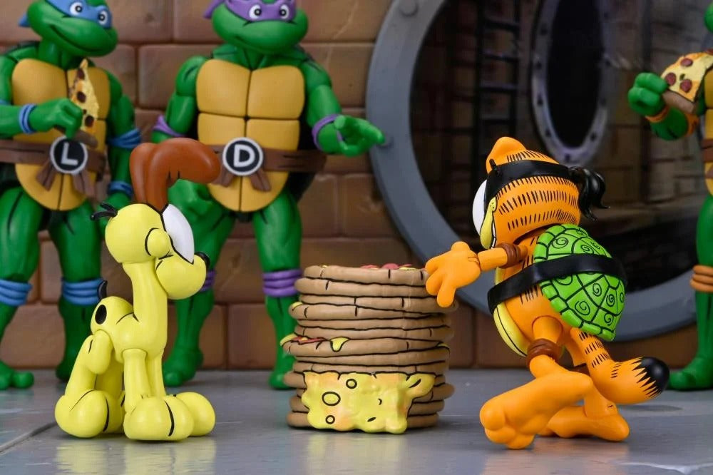 Teenage Mutant Ninja Turtles x Garfield Ultimate Garfello & Odie (Archie Comics) Action Figure Set