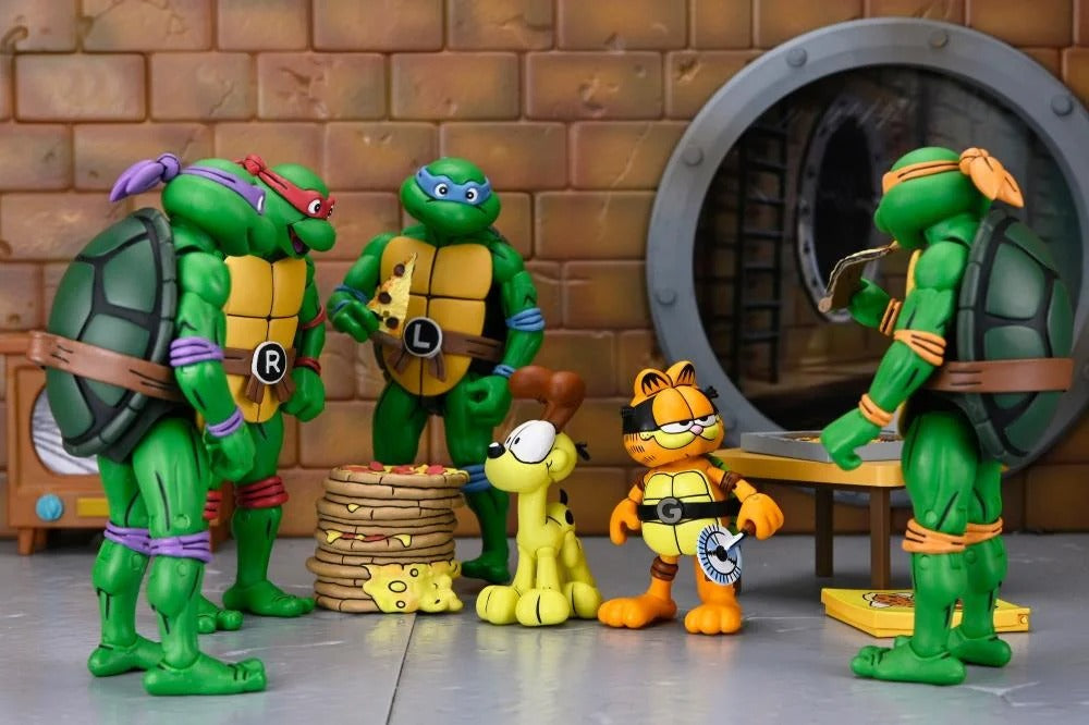 Teenage Mutant Ninja Turtles x Garfield Ultimate Garfello & Odie (Archie Comics) Action Figure Set