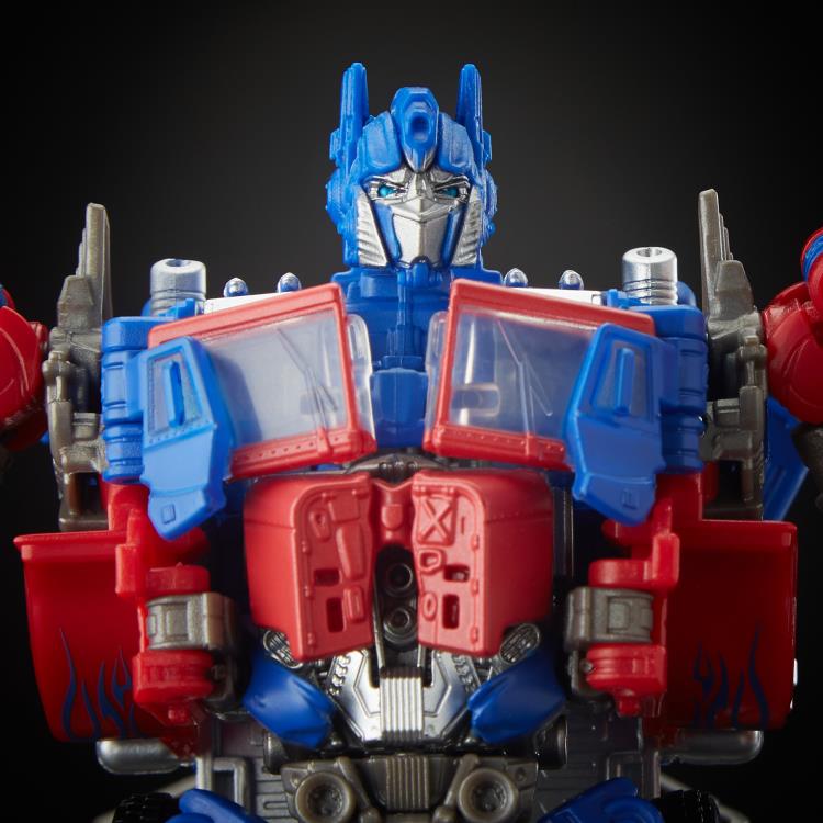 Transformers Studio Series 32 Voyager Optimus Prime